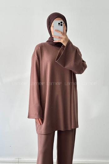 Brown Crew Neck Long Arm Cotton Regular Trousers Comfortable Suit