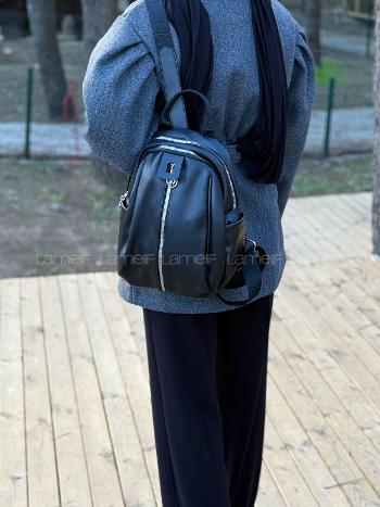 Lamelif Gümüş Fermuarlı Suni Deri Sırt Çantası