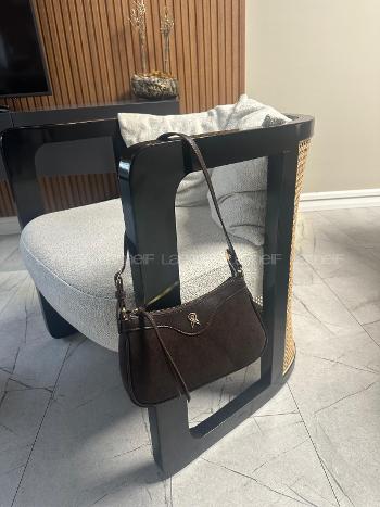 Bitter Brown With Zipper Skin Hand Bag Bag