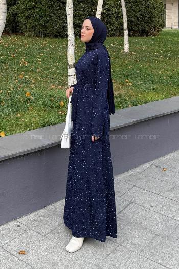 Lamelif Taş Detaylı Tesettür Elbise Lacivert