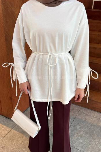 White Crew Neck Long Arm Sweatshirt
