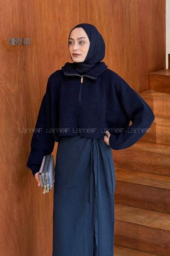 Navy Blue Zippered Neck Long Arm Jumper
