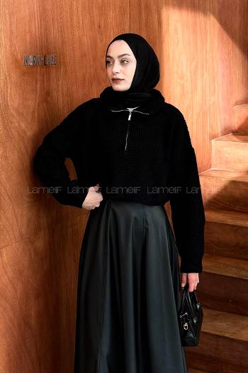 Lamelif Yaka Fermuarlı Crop Triko Kazak Siyah