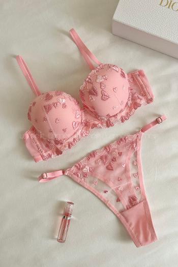 Lamelif Büstiyer Dantelli Kalp Nakışlı Destekli Takım