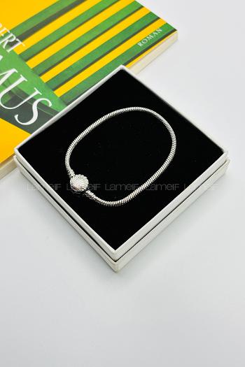 Silver-3 Belted Gold Straight Wristband