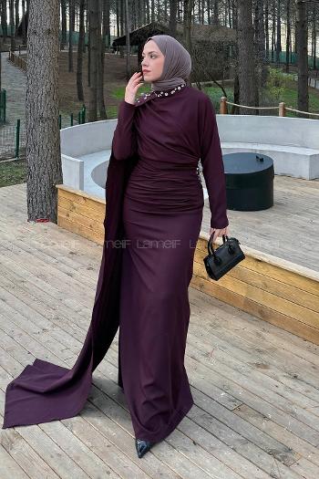 Lamelif Pelerin Detaylı Taşlı Elbise Mürdüm