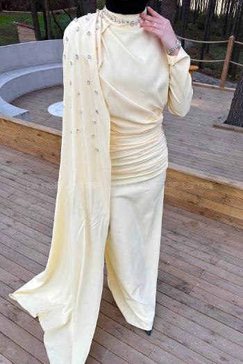 Lamelif Pelerin Detaylı Taşlı Elbise Sarı