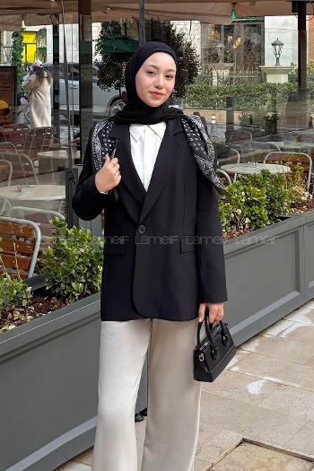 Lamelif Fular Detaylı Blazer Ceket Siyah