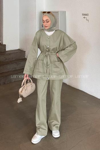 Lamelif Kuşaklı Gabardin Takım Koyu Yeşil