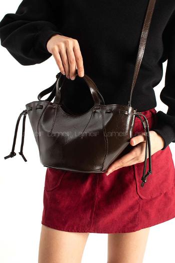 Lamelif Deri Görünümlü Kadın Kol Çantası Acı Kahve