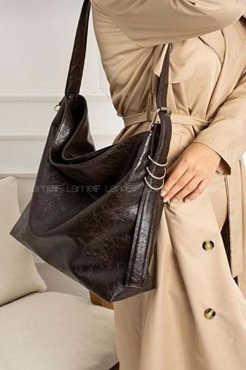 Lamelif Yan Halka Detaylı Yumuşak Deri Kadın Kol Çantası Acı Kahve