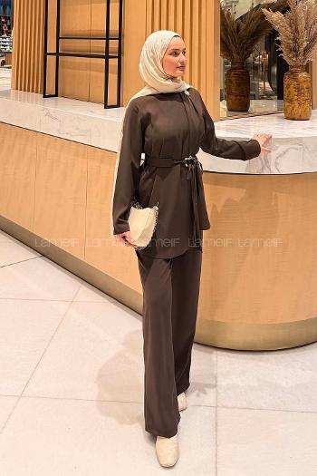 Lamelif Gold Toka Detaylı Tesettür Takım Acı Kahve