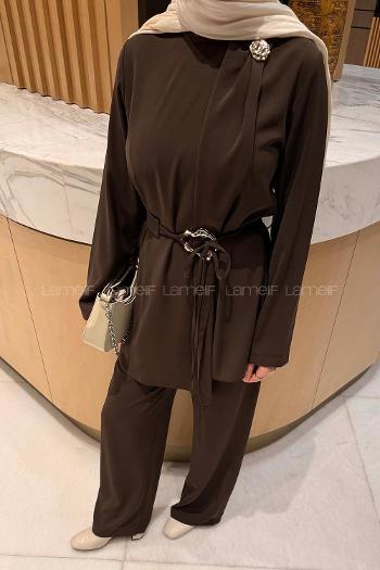 Lamelif Gold Toka Detaylı Tesettür Takım Acı Kahve