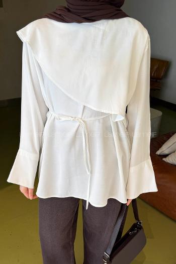 Lamelif Pelerin Detaylı Tunik Beyaz