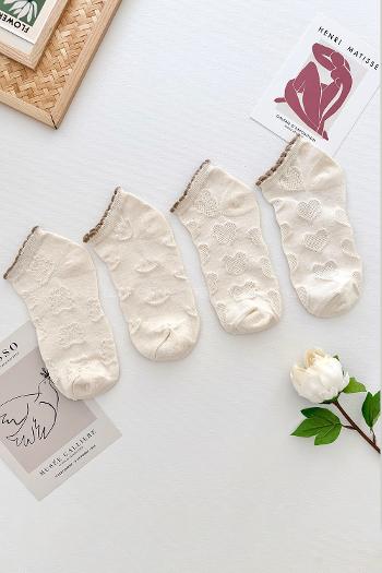 Lamelif Kabartmalı  Sevimli Çorap