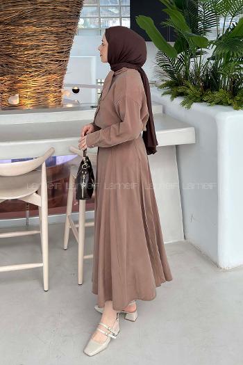 Lamelif Fular Yakalı Takım Sütlü Kahve