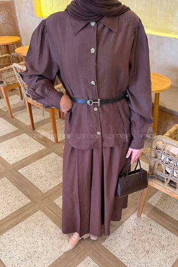 Lamelif Kemer Detaylı Etekli Takım Kahverengi