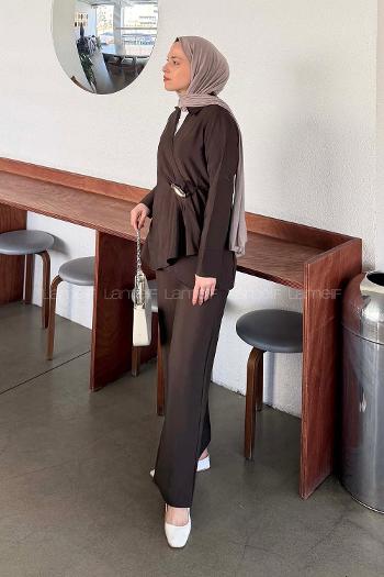 Bitter Brown Shirt Collar Long Arm Ayrobin Regular Trousers Comfortable Suit