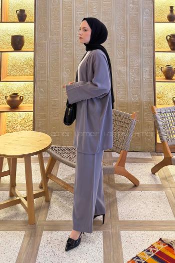 Lamelif Geniş Manşet Detaylı Pantolonlu Takım Gri