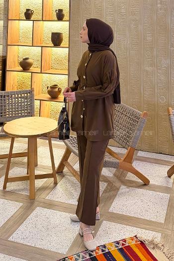 Lamelif Gold Düğme Detaylı Pantolonlu Takım Açık Kahverengi