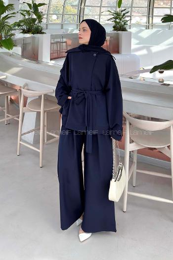 Lamelif Büyük Yaka Detaylı Pantolonlu Takım Lacivert