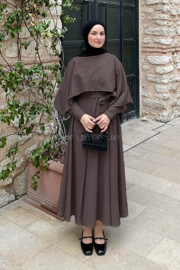 Lamelif Pelerin Detaylı Elbise Acı Kahve