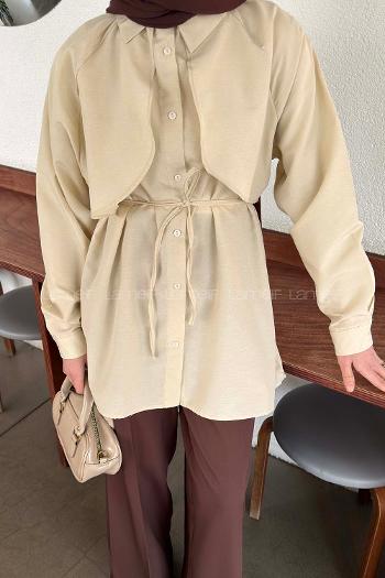 Lamelif Pelerin Detaylı Gömlek Bej