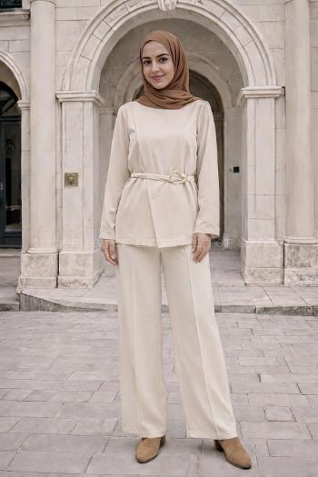 Cream Neckband Long Arm Elastan Polyester Regular Trousers Comfortable Suit