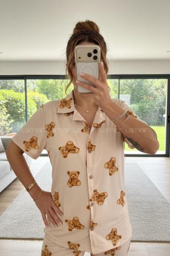 Lamelif Kadın Milan Kumaş Ayıcık  Desenli Ön Düğmeli  Mood Pijama Takımı