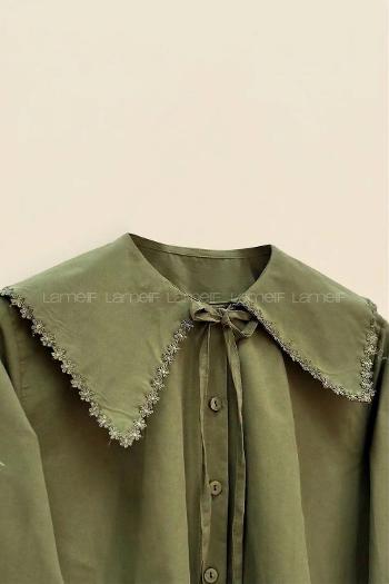 Lamelif Çiçek Detaylı Bebe Yaka Gömlek Mürdüm