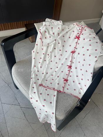 Lamelif Kadın Kiraz Desenli Fiyonk Özel Dikiş Pijama Takımı