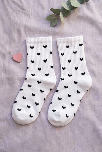 Lamelif Penye Siyah Kalp Kolej Çorap