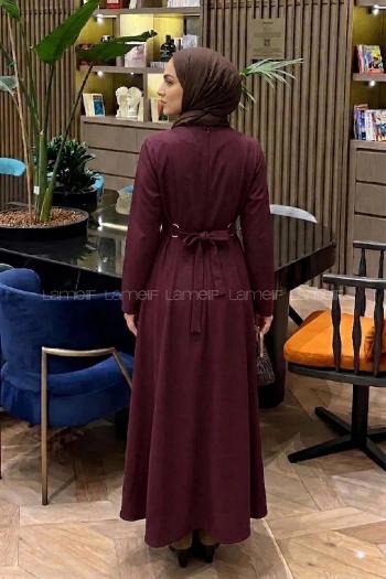 Lamelif Bel Kemer Detaylı Tesettür Elbise Mürdüm