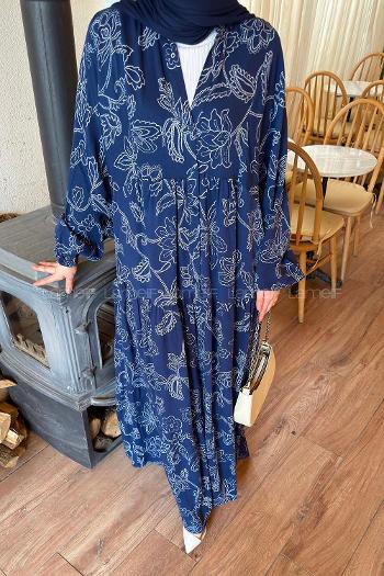 Lamelif Katleye Desenli Tesettür Elbise Lacivert