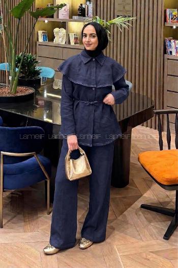 Lamelif Pelerin Detaylı Kontrast Dikişli Takım Lacivert