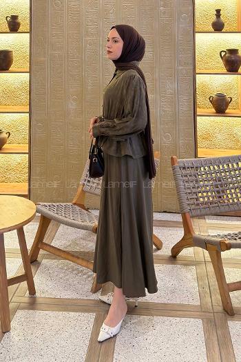 Lamelif Bağlama Detaylı Desenli Tesettür Takım Koyu Yeşil