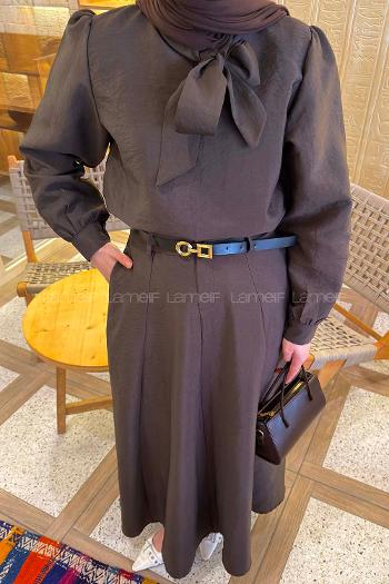 Lamelif Kravat Yaka Etekli Takım Acı Kahve