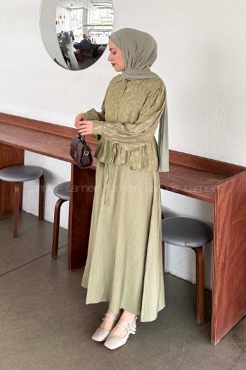 Lamelif Bağlama Detaylı Desenli Tesettür Takım Çağla Yeşili