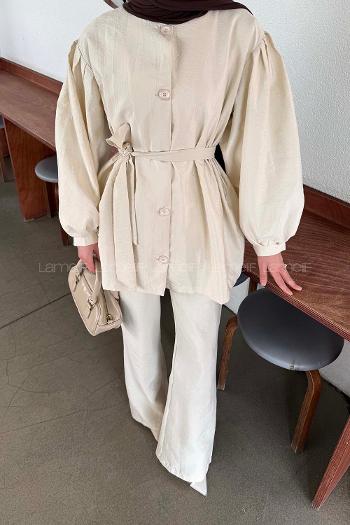 Lamelif Bağlama Detaylı Düğmeli Takım Krem