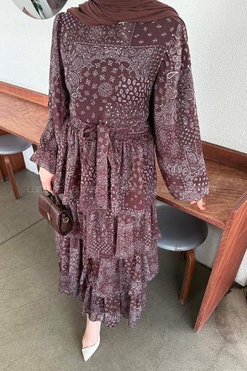 Lamelif Etnik Desen Katlı Elbise Kahverengi