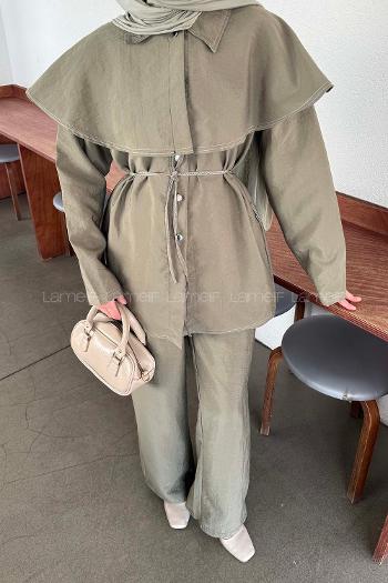 Lamelif Pelerin Detaylı Kontrast Dikişli Takım Çağla Yeşili