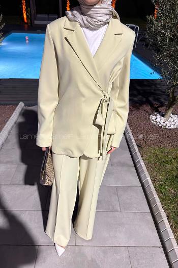 Lamelif Bağlama Detaylı Kruvaze Kapama Pantolonlu Takım Mint Yeşili