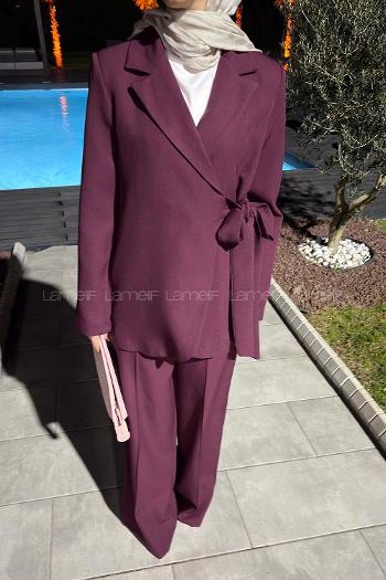 Lamelif Bağlama Detaylı Kruvaze Kapama Pantolonlu Takım Mürdüm