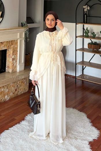 Lamelif Volan Detaylı Şifon Pantolonlu Takım Krem