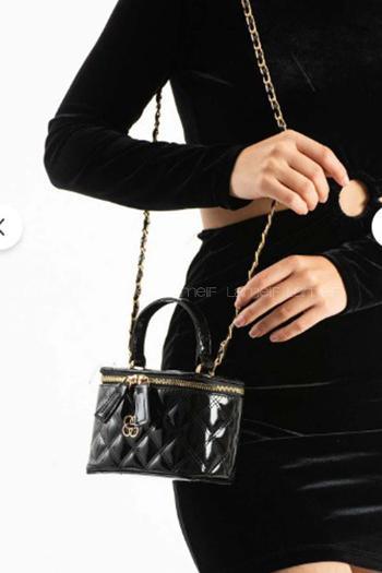 Lamelif Nakış Detaylı Kutu Model El & Omuz Çantası Kadın Rugan Siyah