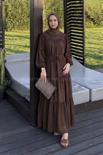 Lamelif Kat Kat Detaylı Tesettür Elbise Acı Kahve