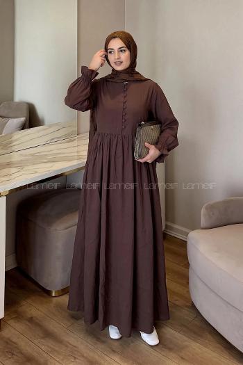 Lamelif Brit Düğmeli Tesettür Elbise Koyu Kahverengi