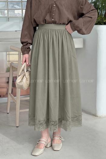 Lamelif Dantel Detaylı Saten Etek Haki