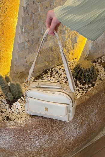 Lamelif Kapak Detaylı Kadın Çapraz Çanta Krem