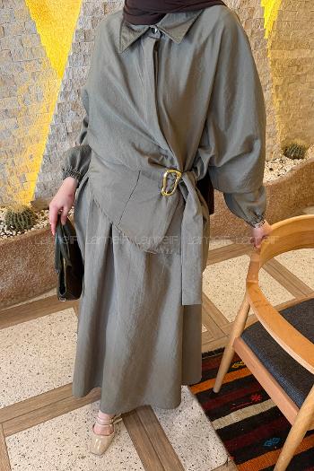 Lamelif Broş Detaylı Etekli Takım Haki